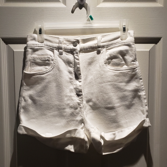 Aritzia Pants - Aritzia Wilfred Free White Jean Shorts